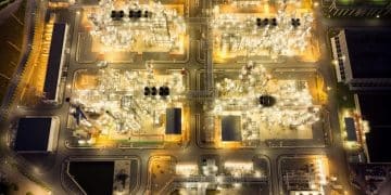 Commercial Real Estate Downturn: Opportunities Amidst 10% Value Drop - Cover Image