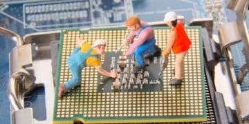 US Government Invests $500M in Semiconductor Manufacturing: Impact on Tech Supply Chains - Cover Image