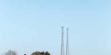 5G Expansion in Rural US: Timeline and Connectivity Impact - Cover Image