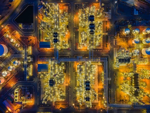 US Chip Shortage: Government & Industry Strategies